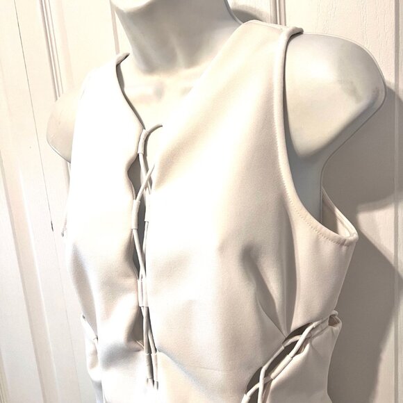 Kendall & Kylie-Lace Up Drawstring-Small-Sleeveless-Cut Outs-Stretch-White-Zip - Picture 6 of 16